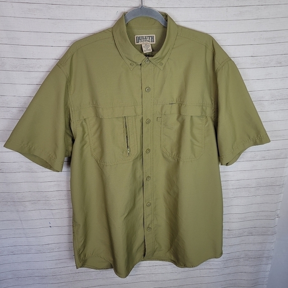 DULUTH TRADING CO COOLPLUS ACTION SHORT SLEEVE SHIRT IN OUTDOOR GREEN, SZ LARGE - Picture 1 of 6